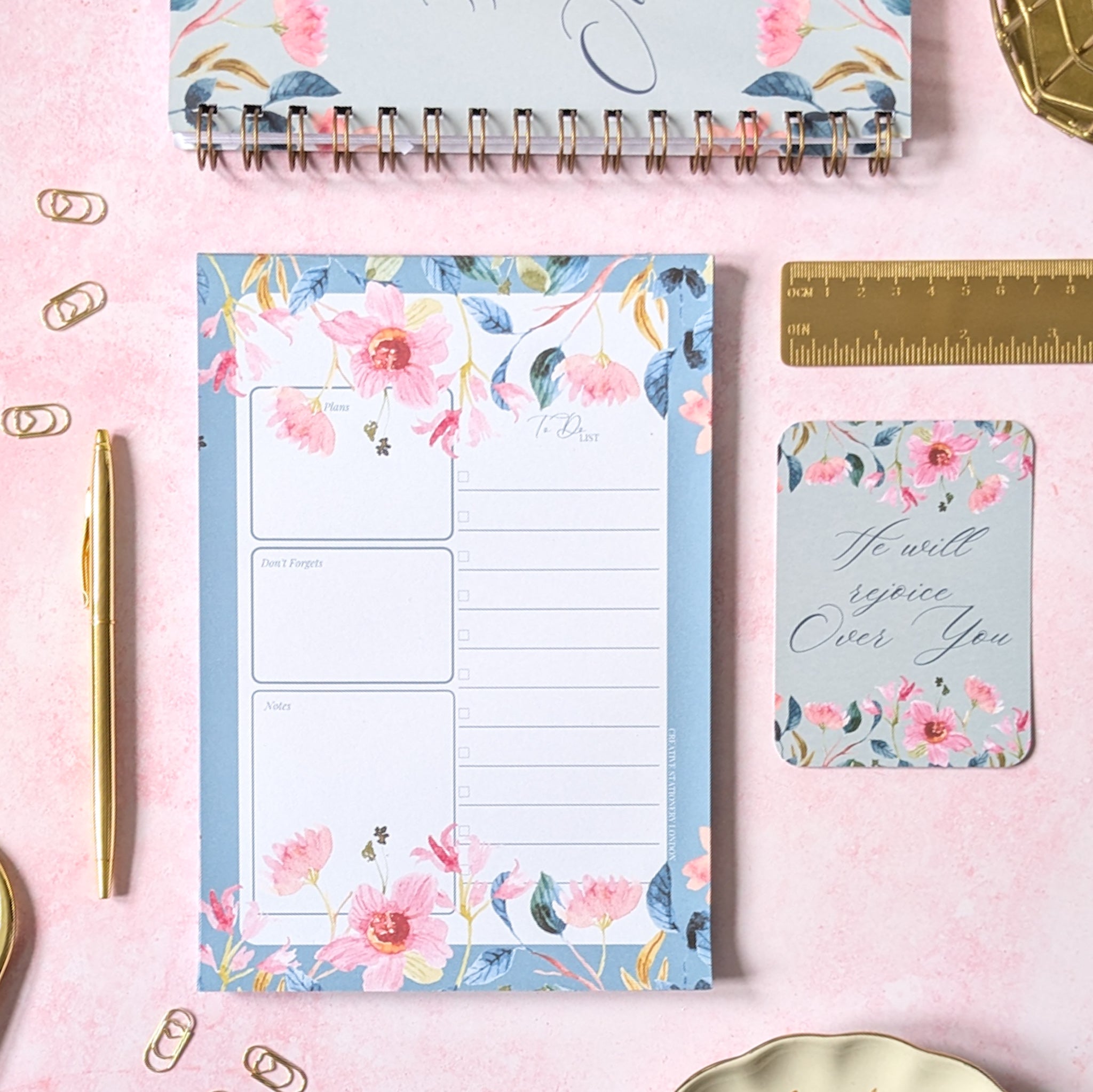Floral Borders | Daily Desk Planner